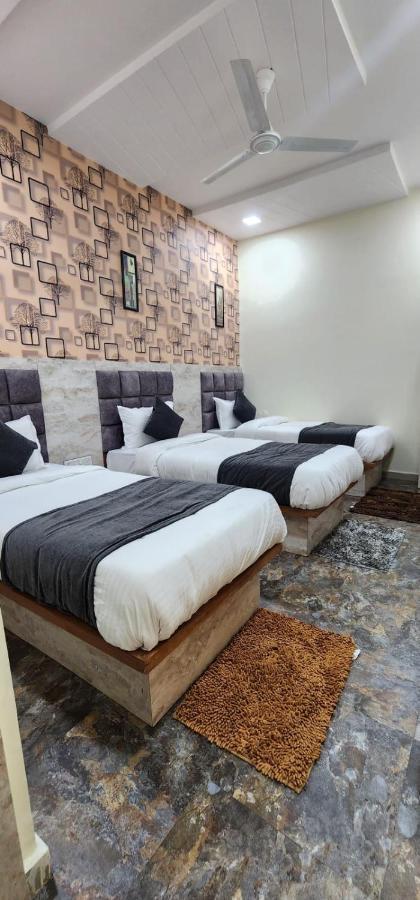 ואדודרה Hotel Sunrise מראה חיצוני תמונה